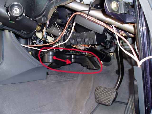 Bmw e36 microfilter location #7