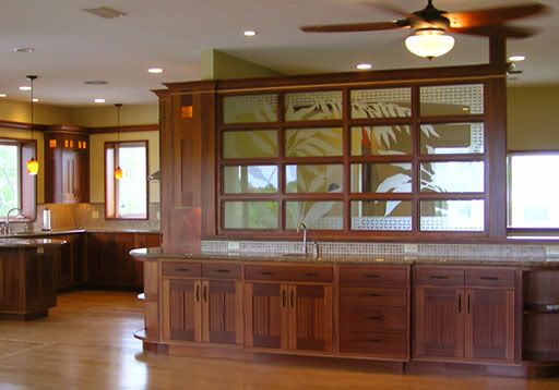 http://i893.photobucket.com/albums/ac133/lonowood/Florida%20Keys%20Home/FLkitchenstairsWeb.jpg