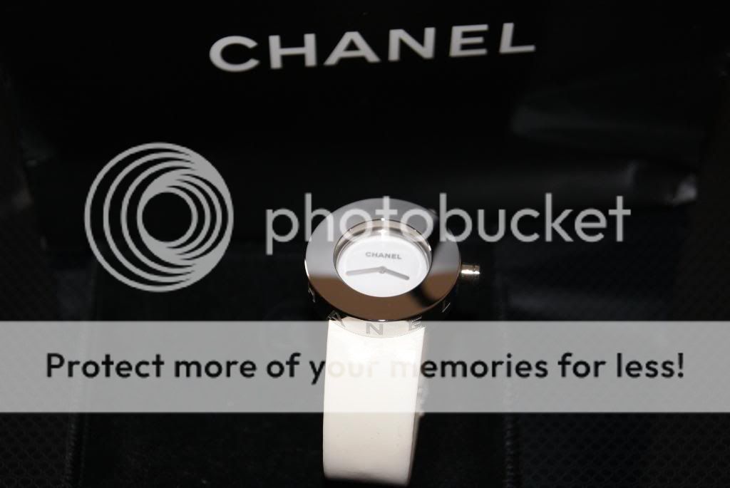 100% authentic chanel la ronde watch beautiful!